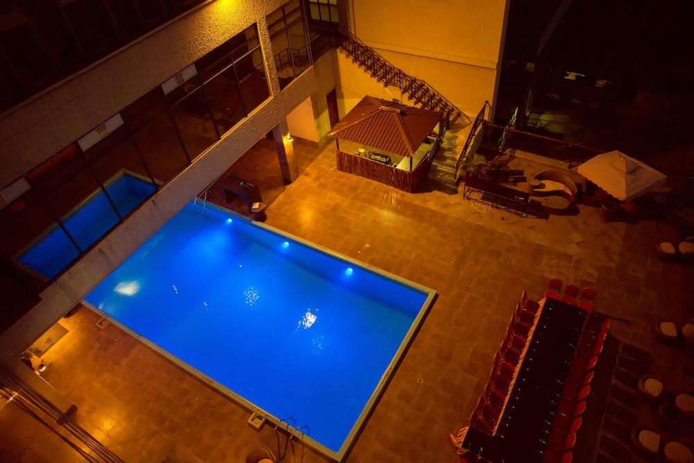 Seashells Millennium Hotel Dar es Salaam Exterior photo