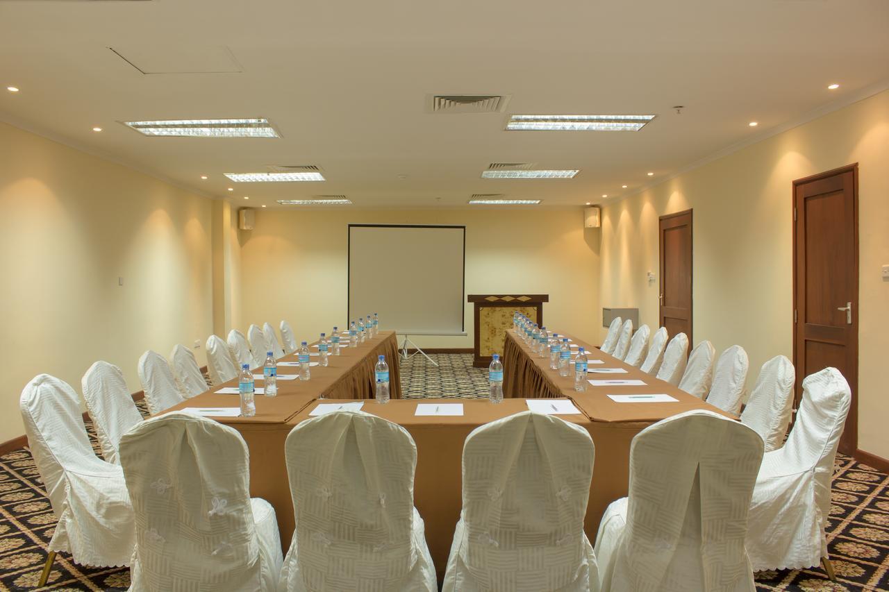 Seashells Millennium Hotel Dar es Salaam Exterior photo
